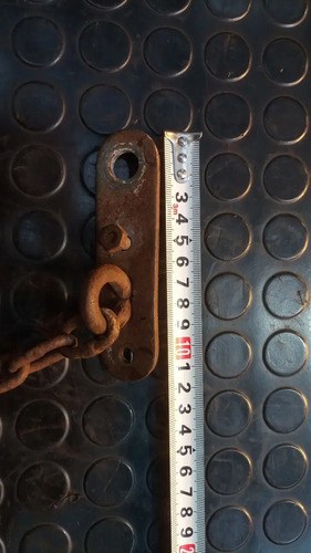 Cadena Con Gancho Y Soporte Para Atornillar / Compuerta - 4