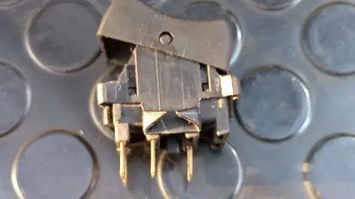 Llave / Tecla Baliza Fiat 128 Súper Europa Original Gris - 2